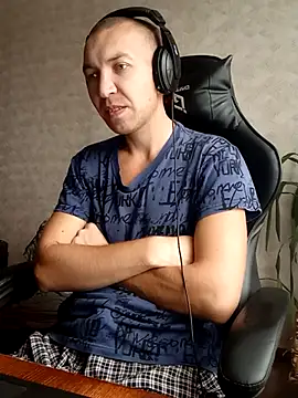 MityaXLoves online show from 11-13-25, 06:17