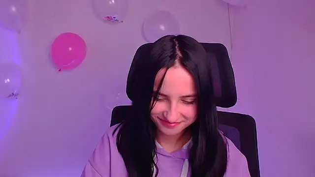 Sara djefri online show from 02-14-25, 12:47