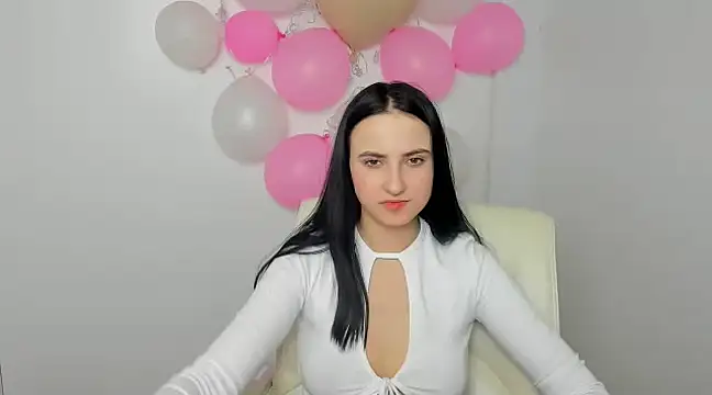 Sara djefri online show from 03-06-25, 04:07