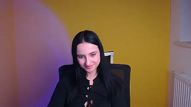 Sara djefri online show from 02-08-25, 03:21