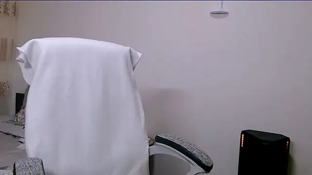 Evadesirex46 online show from 04-01-26, 04:59