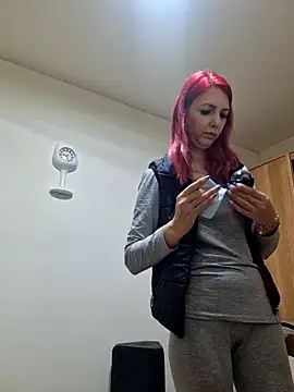Evadesirex46 online show from 05-09-26, 06:28