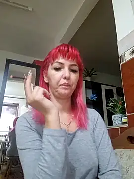 Snapshot of Evadesirex46 chatting on 10-18-25, 05:42 Evadesirex46 online show from 10-18-25, 05:42