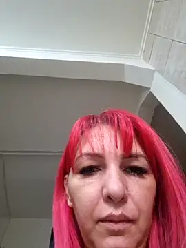 Snapshot of Evadesirex46 chatting on 09-15-25, 06:14 Evadesirex46 online show from 09-15-25, 06:14