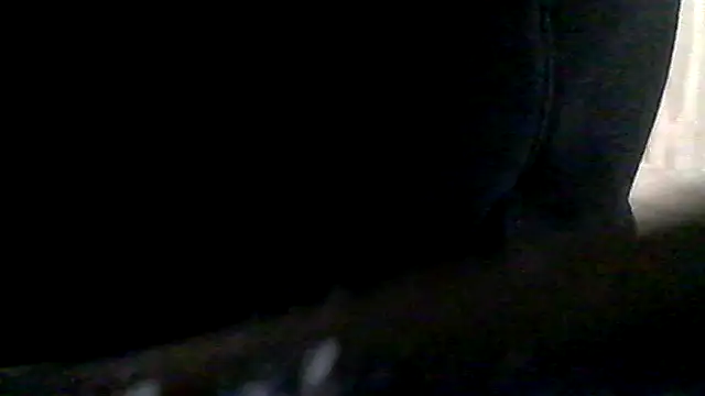 Snapshot of Lilsmokeshow017 chatting on 04-23-26, 08:32 Lilsmokeshow017 online show from 04-23-26, 08:32