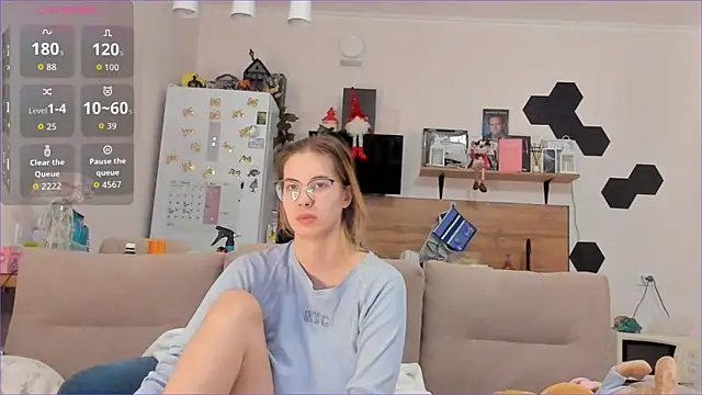 Girl alone home online show from 01-09-26, 03:57