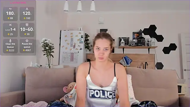 Girl alone home online show from 10-13-25, 04:03