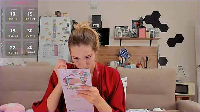 Girl alone home online show from 11-05-25, 03:48