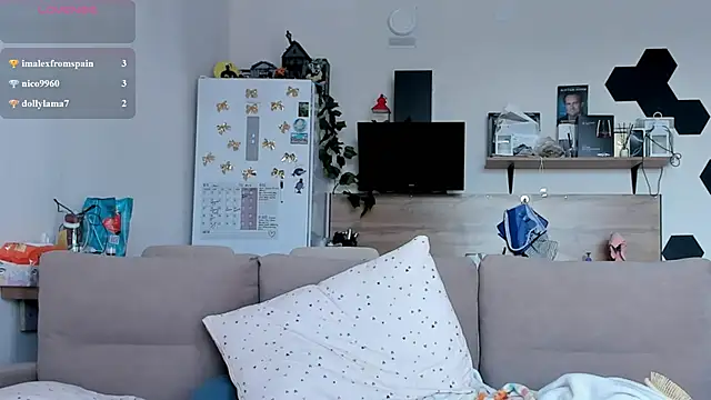 Girl alone home online show from 05-24-26, 04:12