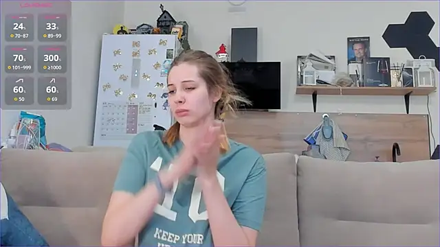 Girl alone home online show from 04-27-26, 03:21