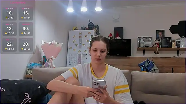 Girl alone home online show from 03-21-26, 01:04