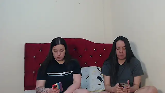 Snapshot of Lola_barbara chatting on 10-13-25, 12:40 Lola barbara online show from 10-13-25, 12:40
