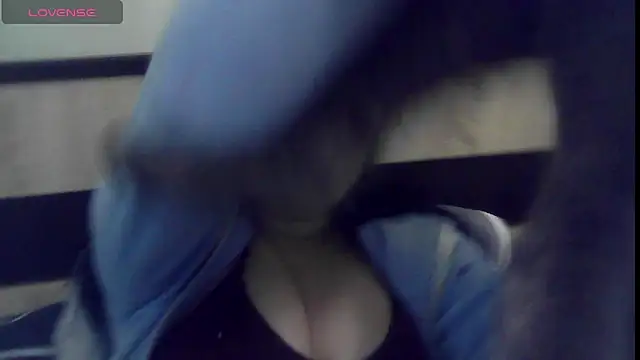 Snapshot of German_Eva chatting on 04-22-26, 05:47 German Eva online show from 04-22-26, 05:47