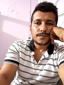 Snapshot of Adana1994 chatting on 10-01-25, 05:28 Adana1994 online show from 10-01-25, 05:28