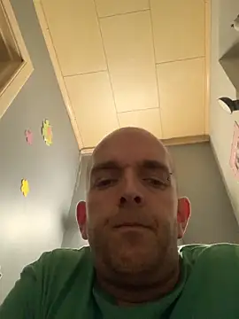 Bigtoyaddict online show from 11-26-25, 04:34