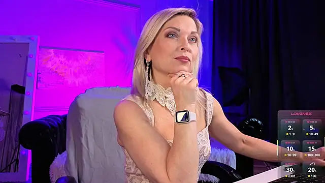 Gloria Lovely online show from 06-02-26, 11:21