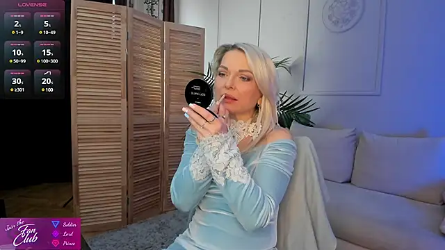 Gloria Lovely online show from 02-11-25, 11:09