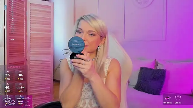 Gloria Lovely online show from 02-04-25, 11:16