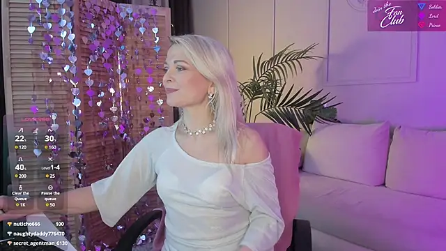 Gloria Lovely online show from 02-18-25, 06:47