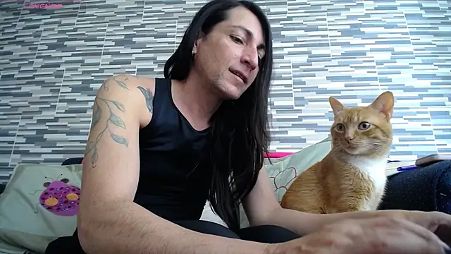 Snapshot of VioletaGomezCo chatting on 07-12-26, 05:58 VioletaGomezCo online show from 07-12-26, 05:58