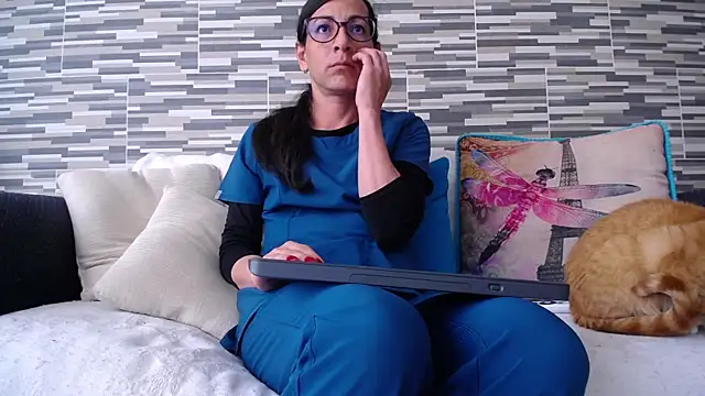 VioletaGomezCo online show from 11-13-25, 04:44