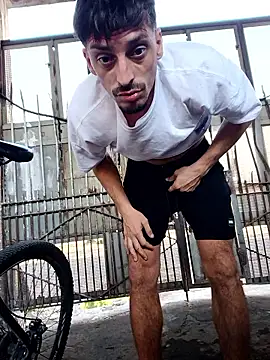 Snapshot of puak6666 chatting on 01-18-26, 10:13 puak6666 online show from 01-18-26, 10:13