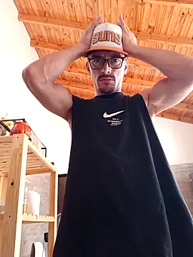 Snapshot of puak6666 chatting on 02-16-26, 06:28 puak6666 online show from 02-16-26, 06:28