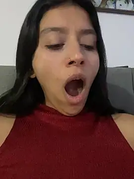 Snapshot of BrittanyDiaz chatting on 07-28-26, 07:37 BrittanyDiaz online show from 07-28-26, 07:37