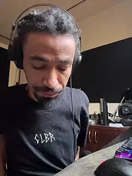 hotcamboy420 online show from 12-02-25, 04:52