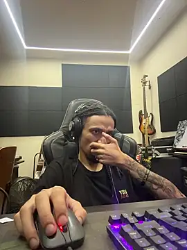 hotcamboy420 online show from 03-26-26, 04:55