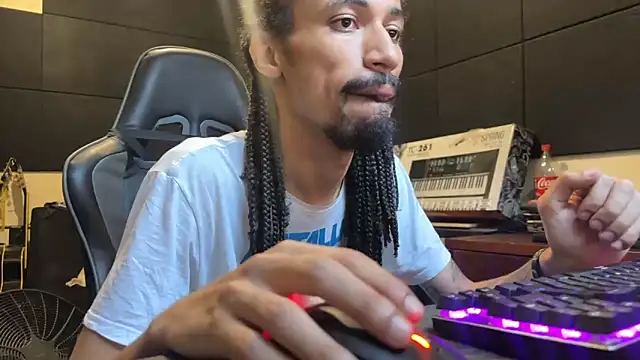 hotcamboy420 online show from 03-20-26, 08:10