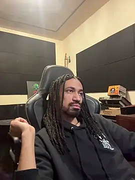 hotcamboy420 online show from 12-19-25, 08:22