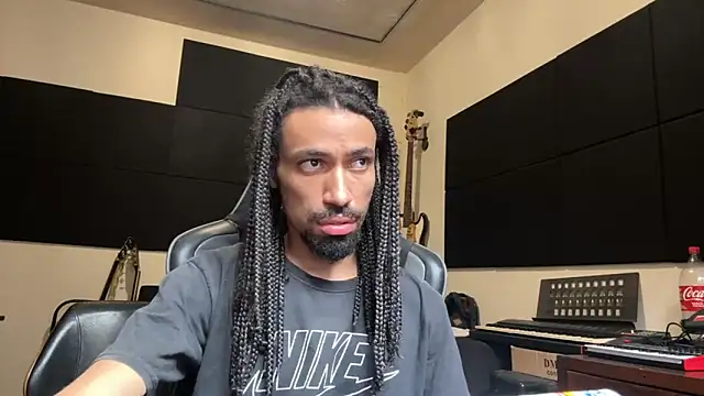 hotcamboy420 online show from 03-13-26, 06:35