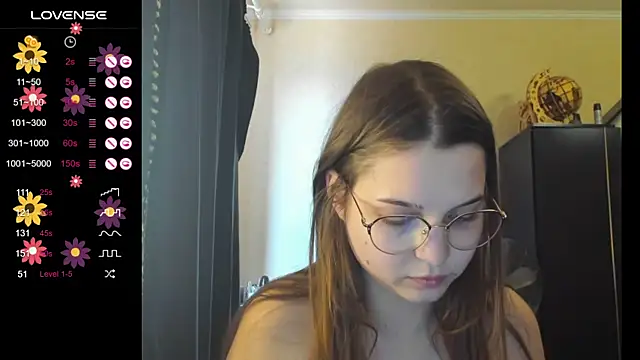 Snapshot of Boni_NeLL__ chatting on 03-08-25, 11:16 Boni NeLL   online show from 03-08-25, 11:16
