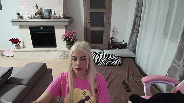 aradia demon online show from 11-24-25, 05:46