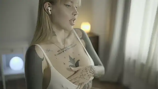 mileeenaa online show from 07-04-26, 02:32
