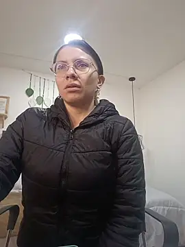 karlamorris  online show from 10-31-25, 01:52