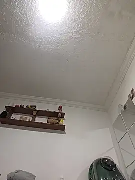 karlamorris  online show from 11-01-25, 12:54