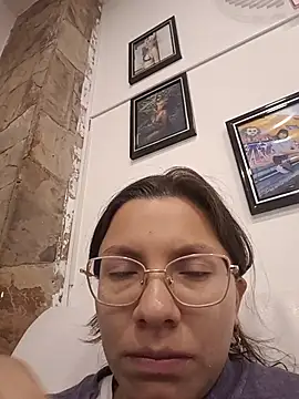 karlamorris  online show from 10-28-25, 01:43