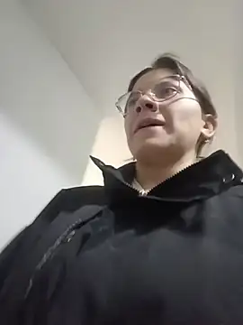 karlamorris  online show from 10-25-25, 05:13