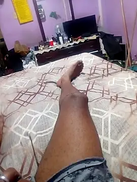 Snapshot of Romario-876 chatting on 10-30-25, 10:28 Romario-876 online show from 10-30-25, 10:28