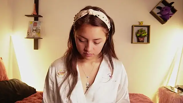 Sophy SmileSweet online show from 11-18-25, 11:57