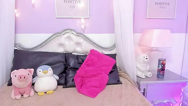 AlanaJones1 online show from 03-20-25, 07:14