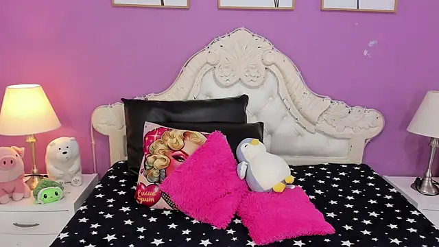 AlanaJones1 online show from 06-03-26, 04:02