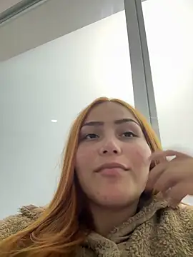 LeahxBarker online show from 10-19-25, 05:32