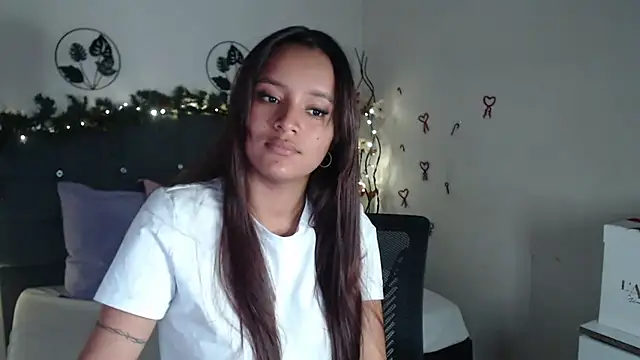 Snapshot of mia_sweetdc chatting on 12-21-24, 08:54 mia sweetdc online show from 12-21-24, 08:54
