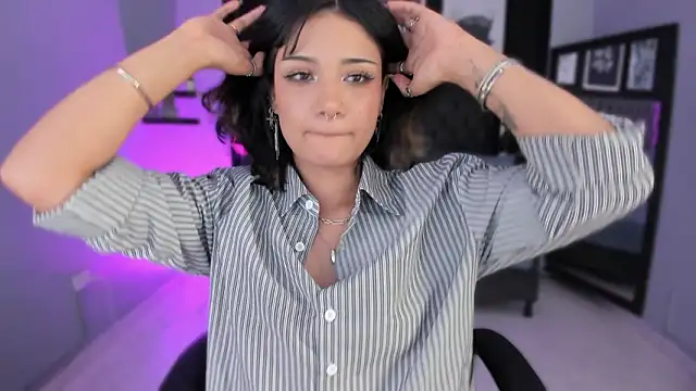 renee shelby  online show from 03-18-26, 09:26