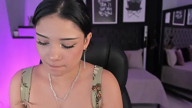 renee shelby  online show from 02-19-26, 08:17