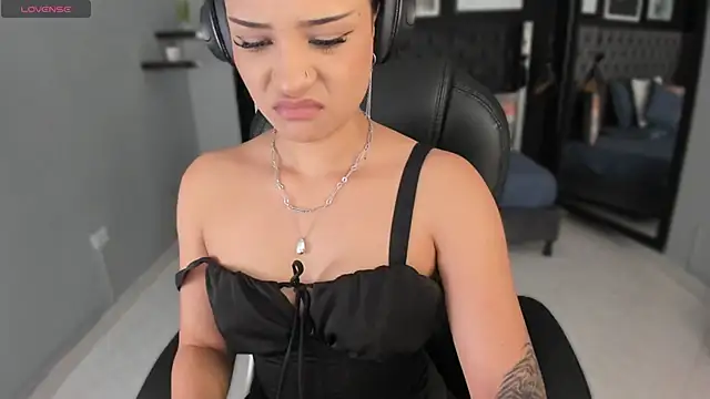 renee shelby  online show from 02-09-26, 08:29