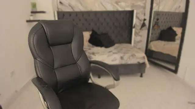 renee shelby  online show from 04-21-26, 08:59